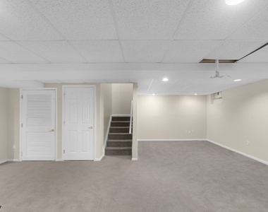 111 Cardigan Ct - Photo Thumbnail 38