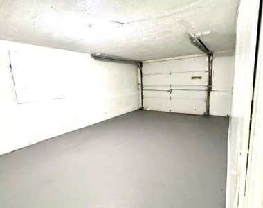827 Savitt Pl - Photo Thumbnail 26
