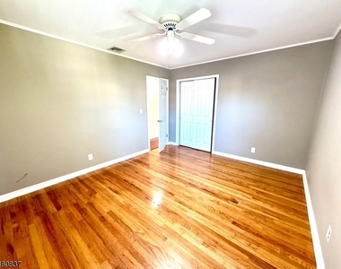 827 Savitt Pl - Photo Thumbnail 21