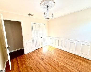 827 Savitt Pl - Photo Thumbnail 20