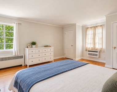 93 Troy Dr - Photo Thumbnail 9