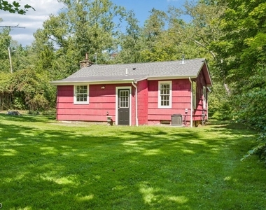 147 Ironia Rd - Photo Thumbnail 24