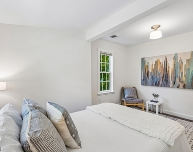 147 Ironia Rd - Photo Thumbnail 19