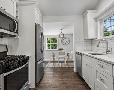 147 Ironia Rd - Photo Thumbnail 12
