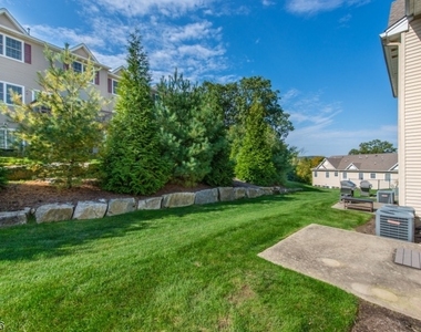 17 Halina Ln - Photo Thumbnail 18