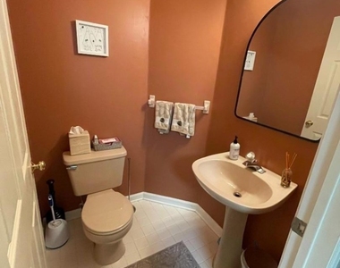 67 Woodmont Dr - Photo Thumbnail 13