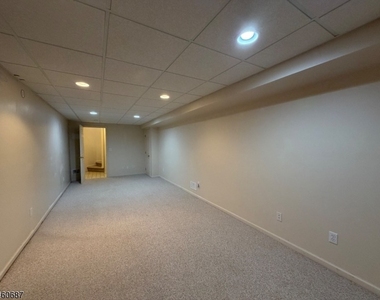 67 Woodmont Dr - Photo Thumbnail 28