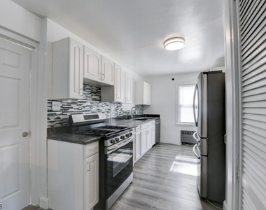 545 Winthrop Rd - Photo Thumbnail 5