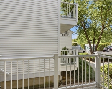125 Smithfield Ct - Photo Thumbnail 12