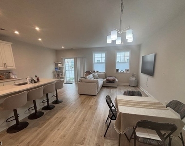 25 Chapel Ln - Photo Thumbnail 5