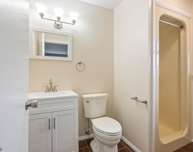 415 Morningside Ave - Photo Thumbnail 19