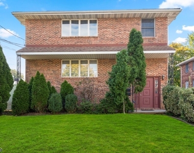415 Morningside Ave - Photo Thumbnail 1