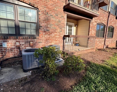 1202 Green Hollow Drive - Photo Thumbnail 3