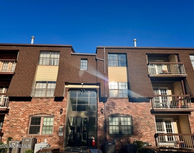 1202 Green Hollow Drive - Photo Thumbnail 1
