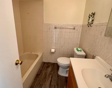 1202 Green Hollow Drive - Photo Thumbnail 22