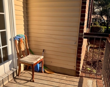 1202 Green Hollow Drive - Photo Thumbnail 6
