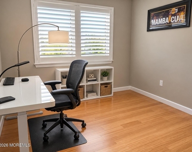 46 Longpoint Drive - Photo Thumbnail 12