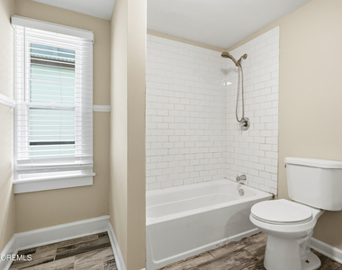 1114 Summerfield Avenue - Photo Thumbnail 15