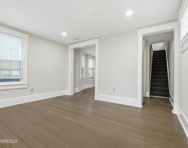 1114 Summerfield Avenue - Photo Thumbnail 6