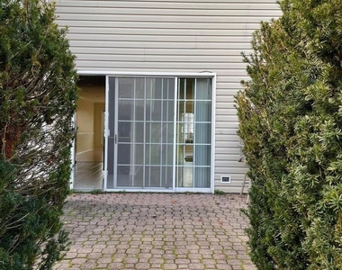 79 Dartmouth Place - Photo Thumbnail 18