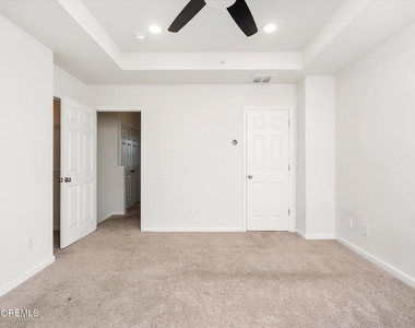 21 Green Street - Photo Thumbnail 16