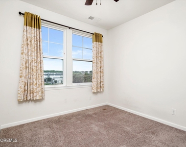 21 Green Street - Photo Thumbnail 23
