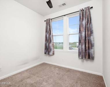 21 Green Street - Photo Thumbnail 24