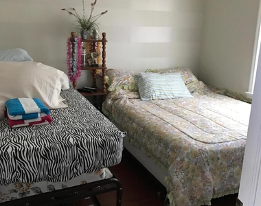 1821 Capstan Drive - Photo Thumbnail 9
