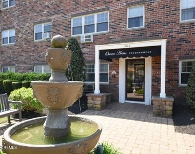 304 4th Avenue - Photo Thumbnail 1