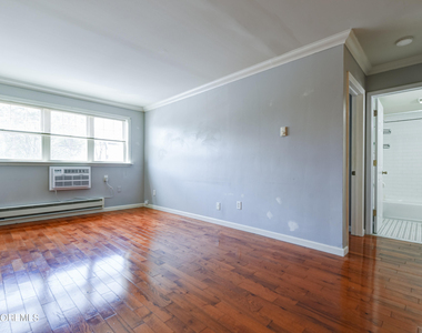 304 4th Avenue - Photo Thumbnail 5