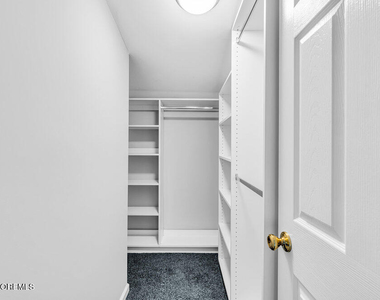 190 Spruce Street - Photo Thumbnail 13