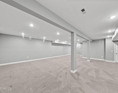 1003 Navigator Avenue - Photo Thumbnail 32