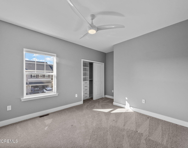 1003 Navigator Avenue - Photo Thumbnail 19