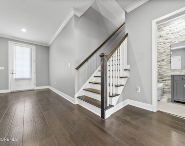 1003 Navigator Avenue - Photo Thumbnail 26