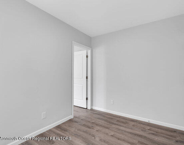22 Navesink Avenue - Photo Thumbnail 15