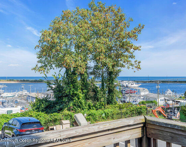 22 Navesink Avenue - Photo Thumbnail 10