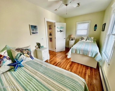 1211 Grand Avenue - Photo Thumbnail 19