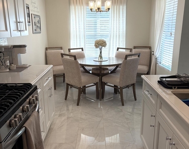2111 Waters Edge Drive - Photo Thumbnail 6
