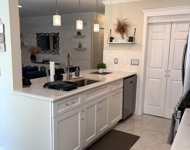 2111 Waters Edge Drive - Photo Thumbnail 13