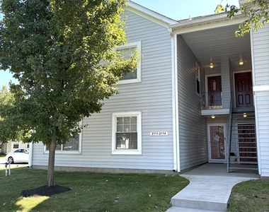 2111 Waters Edge Drive - Photo Thumbnail 11