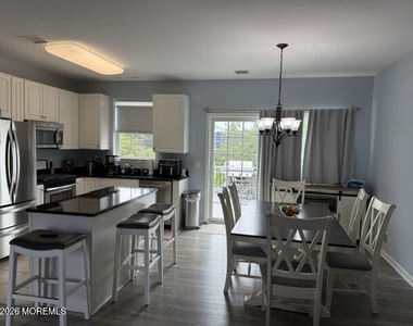 115 Ceylon Avenue - Photo Thumbnail 1