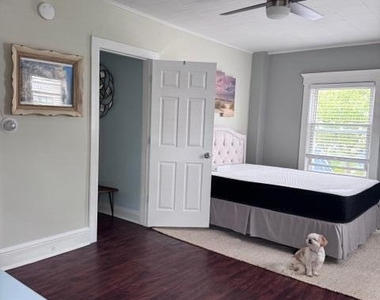415 Sunset Avenue - Photo Thumbnail 12