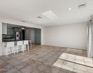 774 Nassau Drive - Photo Thumbnail 13