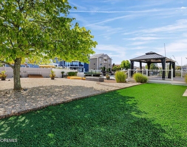 774 Nassau Drive - Photo Thumbnail 33