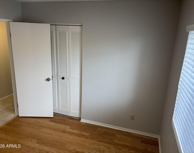 1237 W Ellis Street - Photo Thumbnail 16