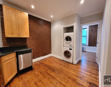 East 23 Street - Photo Thumbnail 1