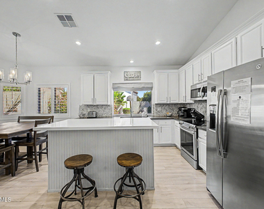 17237 N 52nd Street - Photo Thumbnail 13