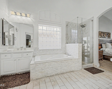 17237 N 52nd Street - Photo Thumbnail 19