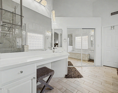 17237 N 52nd Street - Photo Thumbnail 18
