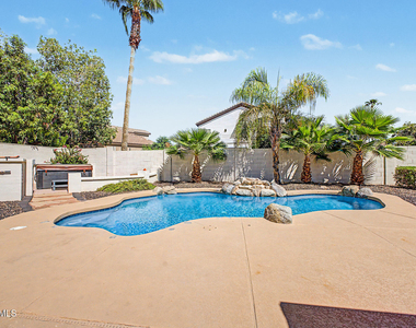 17237 N 52nd Street - Photo Thumbnail 33